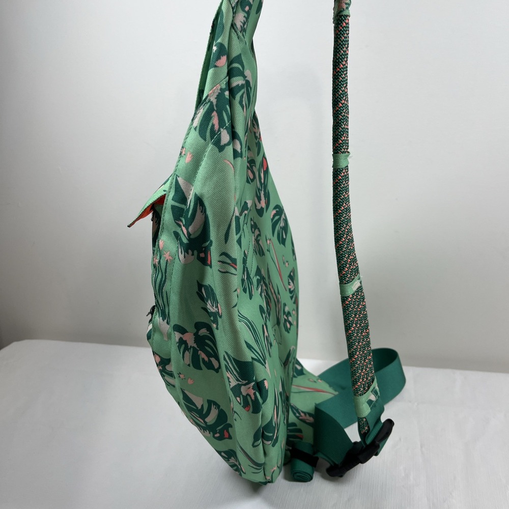 Kavu Rope Sack Leaf Print Nylon Sling Backpack Boho Outdoors Hiking Bag Casual - Picture 3 of 16